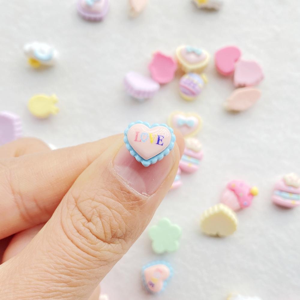 30pcs Resin Colorful 3D Cute Strawberry Cake, Bow Heart, Ice Cream Nail Art Flatback Scrapbook DIY Wedding Jewelry Crafts