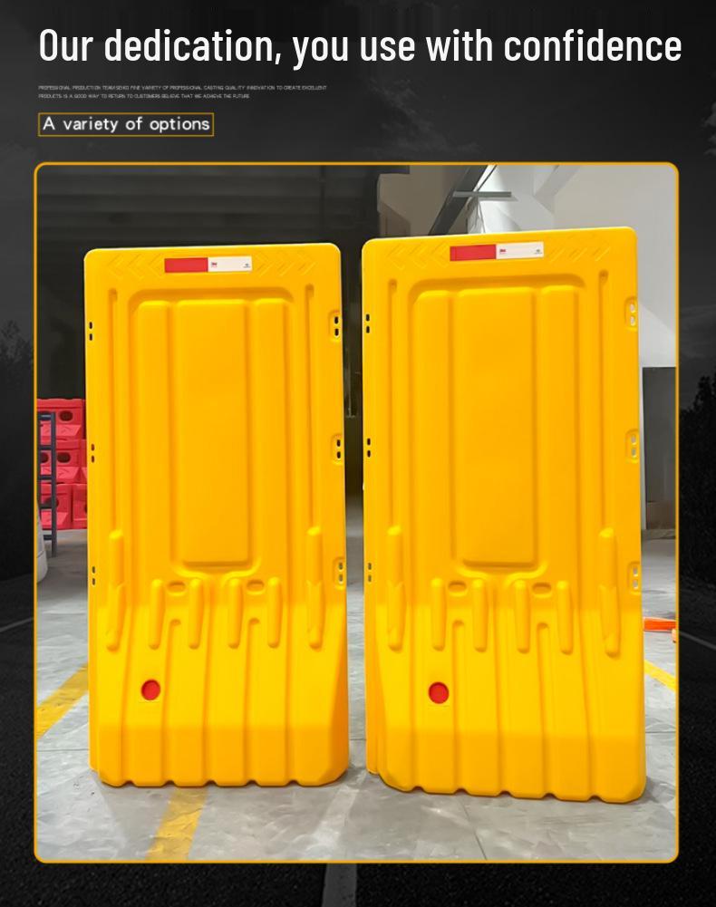 1.8m High Blow-Molded Water-Filled Barrier: Anti-Collision Road Safety Fence