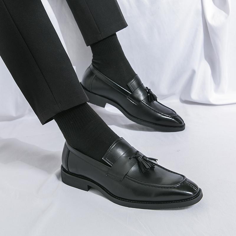 Brand Leather Shoes Business Formal Pointed Toe Slip-On Tassel Loafers Shoes British Style Casual Breathable Mens Leather Shoes
