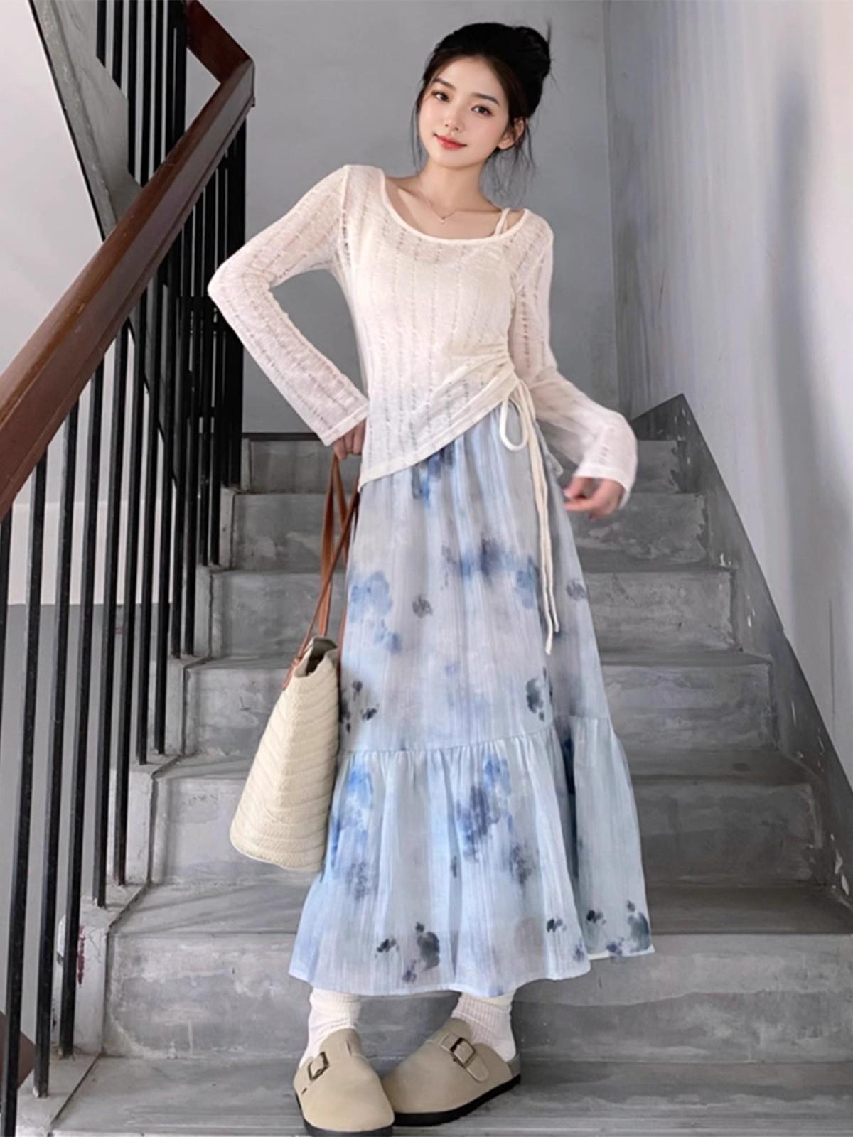 

Women s Early Autumn Resort-Style Knit Top & Tie-Dye Skirt Set Extra Large