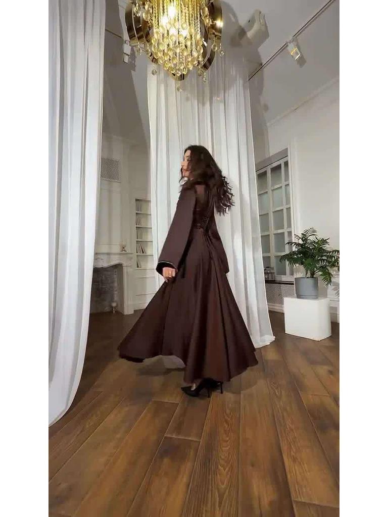 Wiosenna sukienka damska 2025 slim-fit z bandażem z cyrkonii, z długim rękawem, satynowa