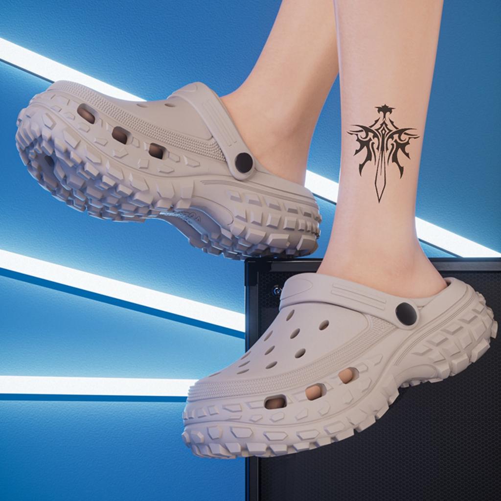 Super Soft EVA Thick Soled Perforated Shoes for Men To Wear In Summer, Anti Slip and Odor Proof, Couple Height Increasing Sandals