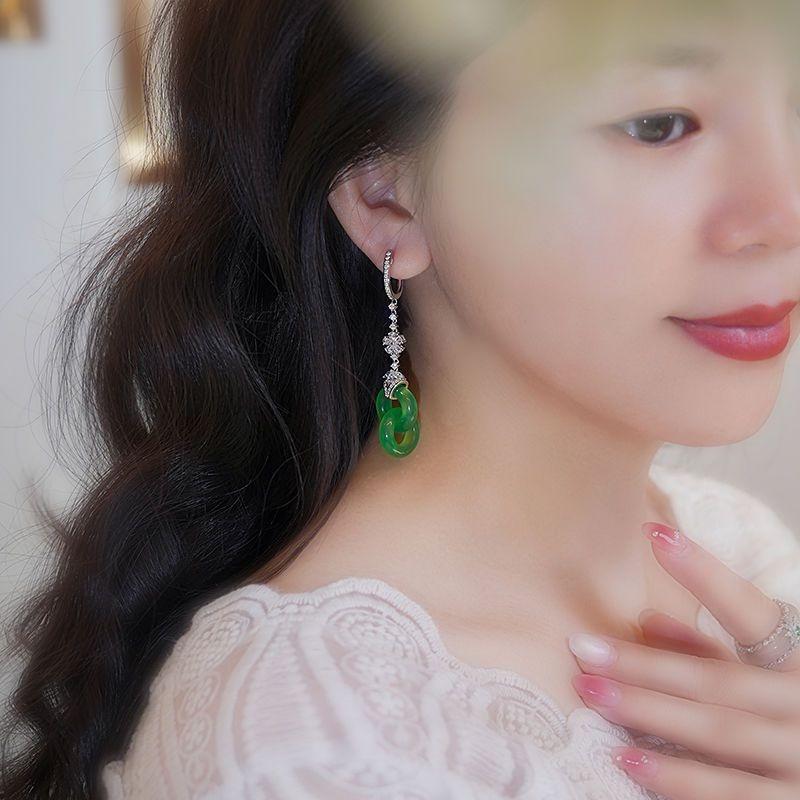 Classic Small Fresh Flower Long Drop Earrings For Women Natural An Jade Green Interlocking Earings Exquisite Fine Jewelry