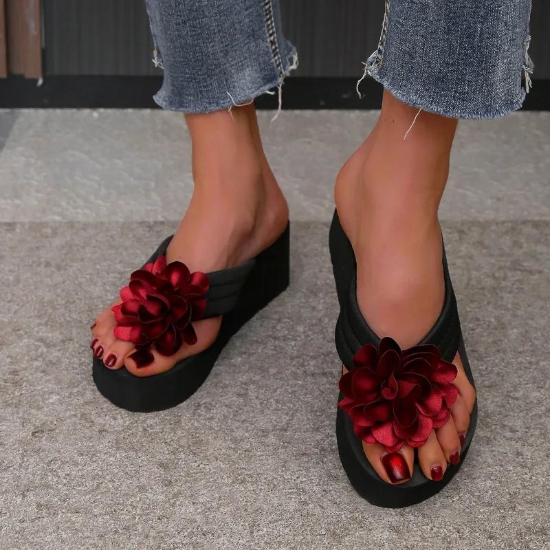 Fashion 2024 High Quality Shoes for Women Flip Flops Women's Slippers Fashion Floral Beach Slippers Women New Round Toe Wedge Slippers