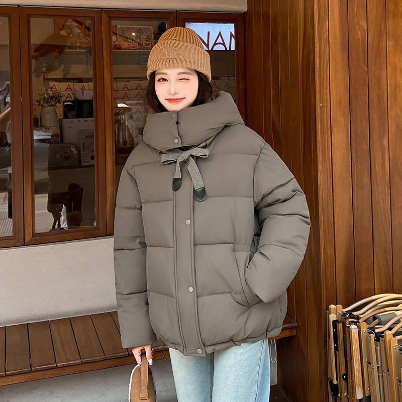 2025 new women's short loose bread clothes cotton clothes winter fashion hooded thickened cotton clothes warm jacket
