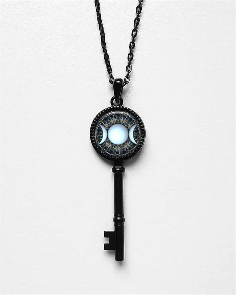 Vintage Key Pendant Necklace with Oval Frame and Chain Link Design Unique Minimalist Jewelry for Women and Girls Adjustable Length