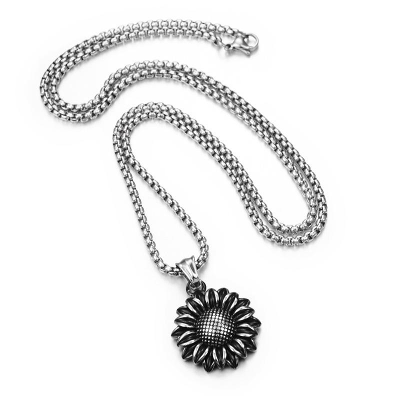 Sunflower Necklace, Retro Style Sunflower Pendant, Titanium Steel Necklace, Fashionable and Simple Accessory