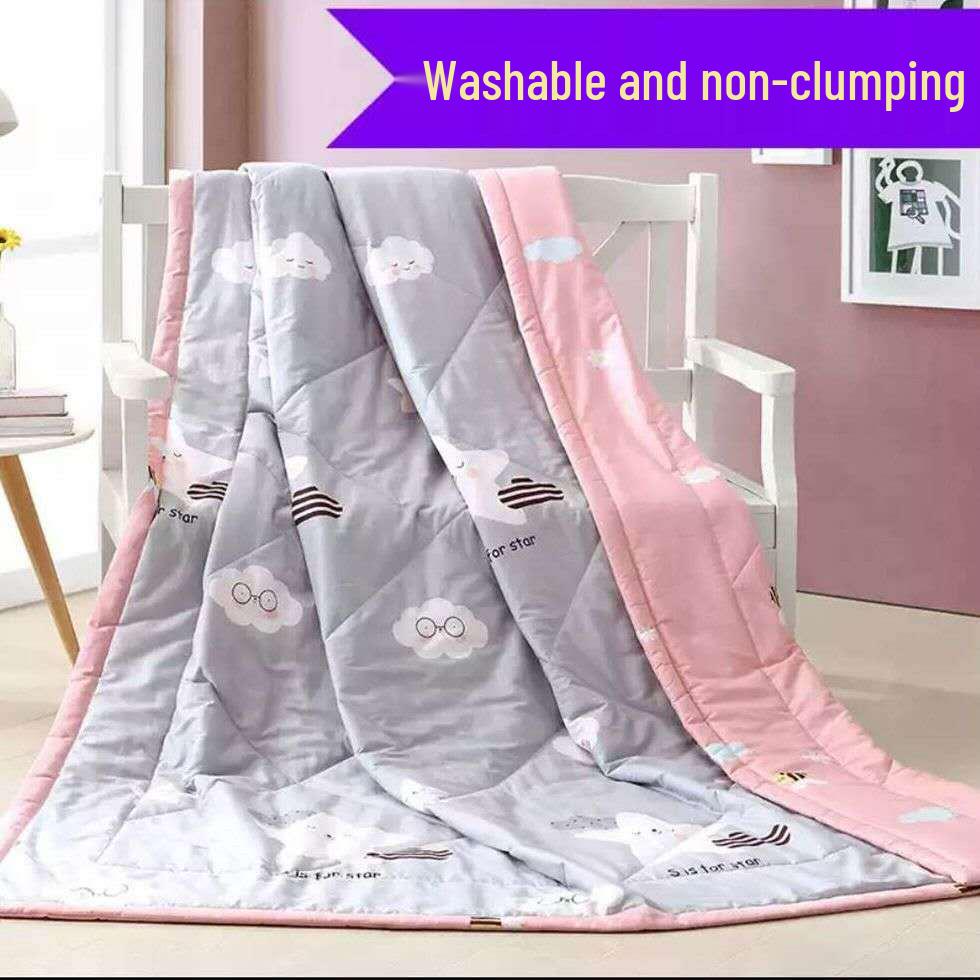 

Summer Cool Air Conditioning Quilt - Lightweight, Machine Washable for Double/Single Bed, Perfect for Spring, Autumn, Students, and Kids. 100x140 cm