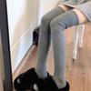 1 Paar Damen-Kniestrümpfe mit klassischen Streifen, modisch, vielseitig, schwarz, weiß, grau, einfarbig, bequeme Strümpfe