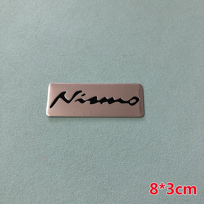 1 Pezzo Adesivi Metallici 3D Decalcomania per Carrozzeria e Bagagliaio Auto Per Nissan Sylphy N7 Teana Qashqai Note Navara Juke GTR 350z Patrol Leaf Tiida Kicks