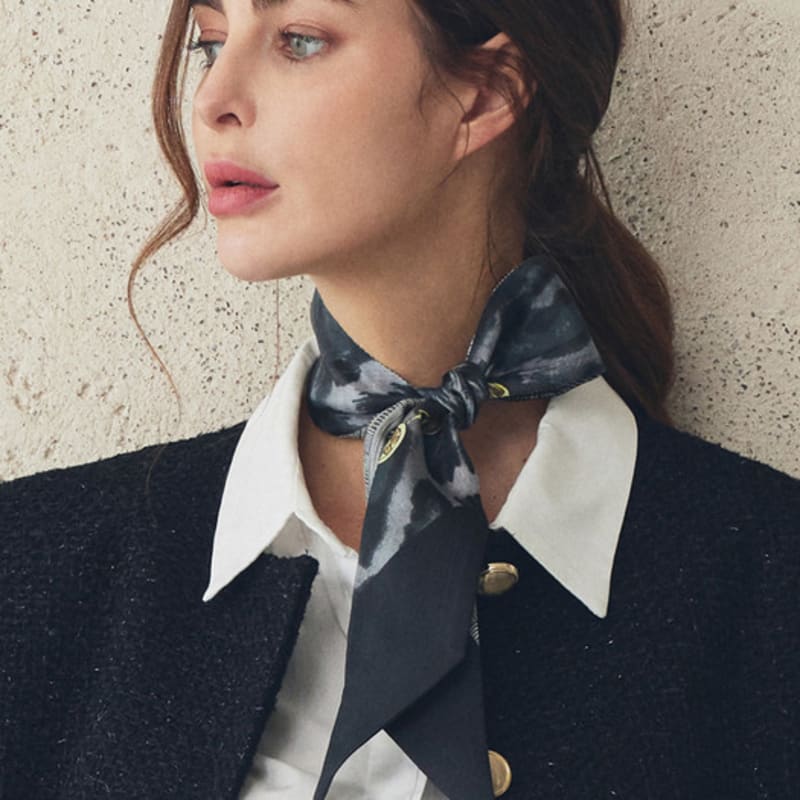 ONSZ Silk Scarf and 4-Piece Ring Set