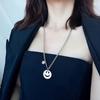 Pendentif Sourire de Célébrité Chaîne de Pull: Acier Titane, Collier Long - Accessoire de Mode Polyvalent pour Femme