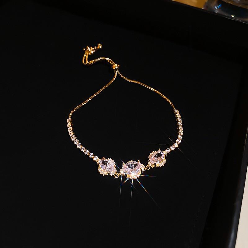 Exquisite Zirconia Star Flower Bracelet: Fashionable, Versatile, and Elegant Women's Hand Jewelry