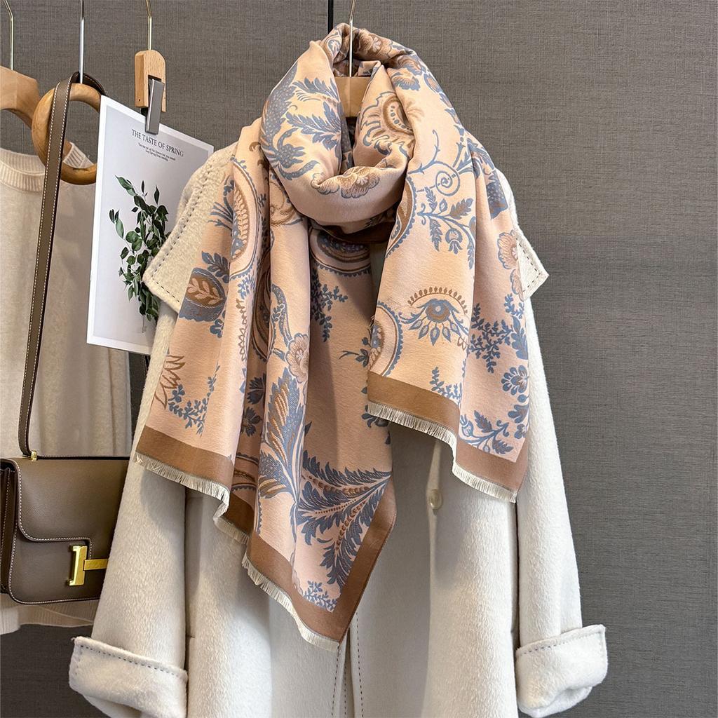 Autumn and winter high-end cashew nut jacquard imitation cashmere scarf autumn new women's thickened warm fringed shawl scarf