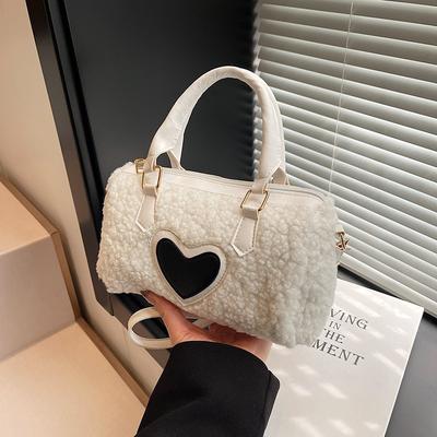 This Winter's New Versatile Fluffy Small Bag Is Popular, and Women's High-end Portable Messenger Bag Is Casual.
