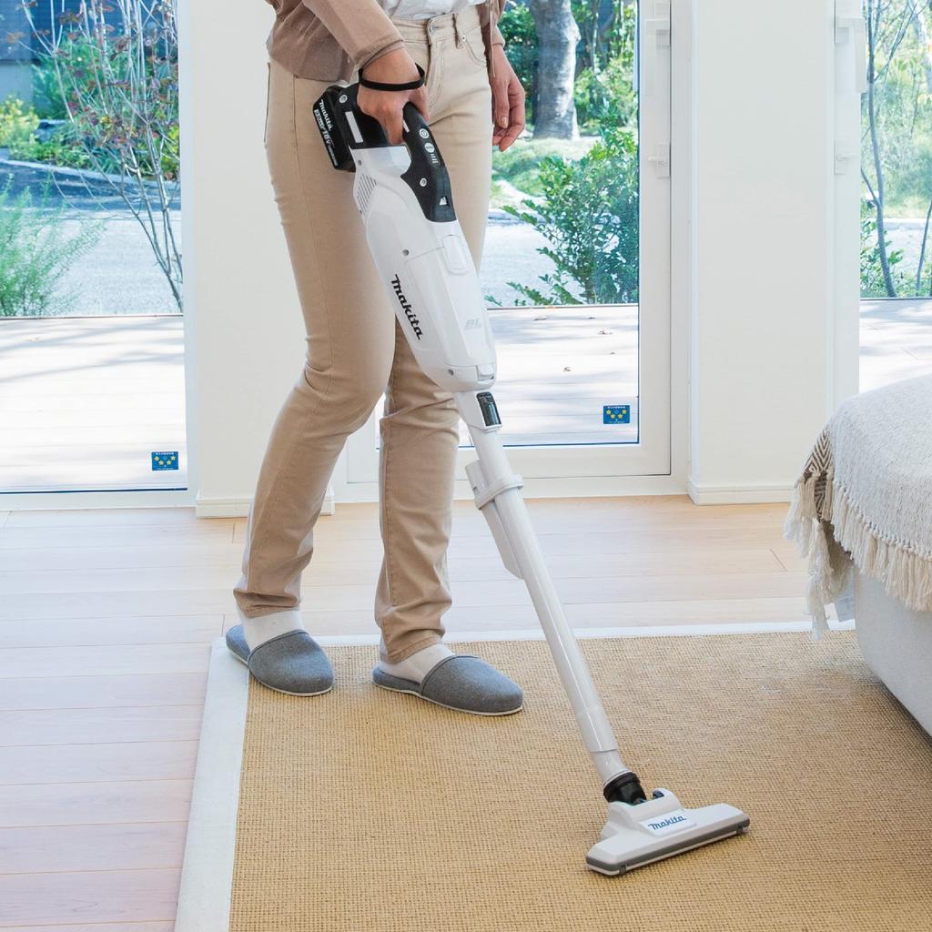 Makita Dobíjecí čistič 18V se prodává samostatně CL285FDZW (Bílý) Baterie/nabíječka