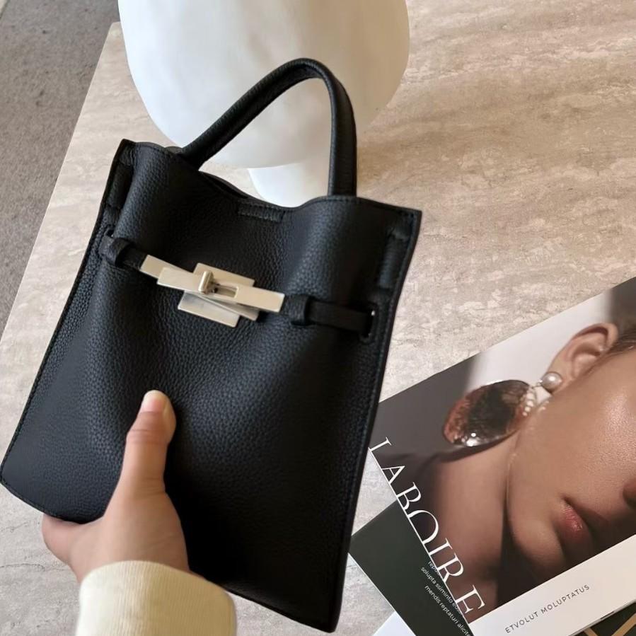 2026 New First-layer Cowhide Bucket Bag Women's Versatile Niche Medieval  Bag Exquisite Hand Carry Messenger Small Tote Bag