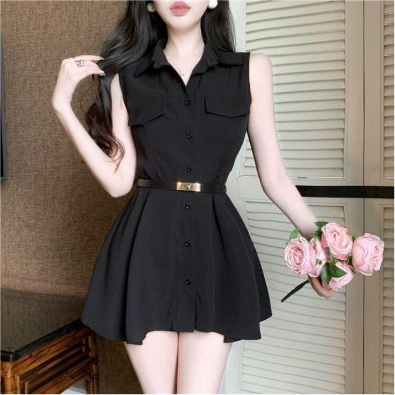Temperament sleeveless dress women s summer 2026 new models are popular this year, age-reducing and thin POLO shirt skirt women s clothing S