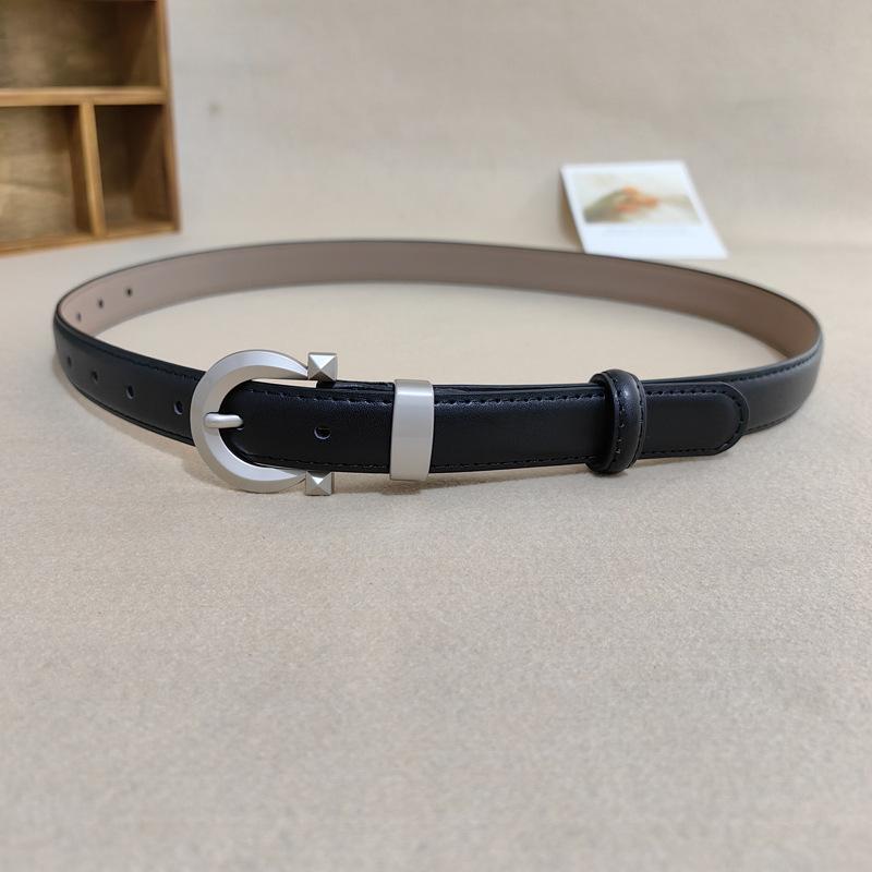 Women Trendy Solid Color Leather Belt With Metallic Buckle For Style Everyday