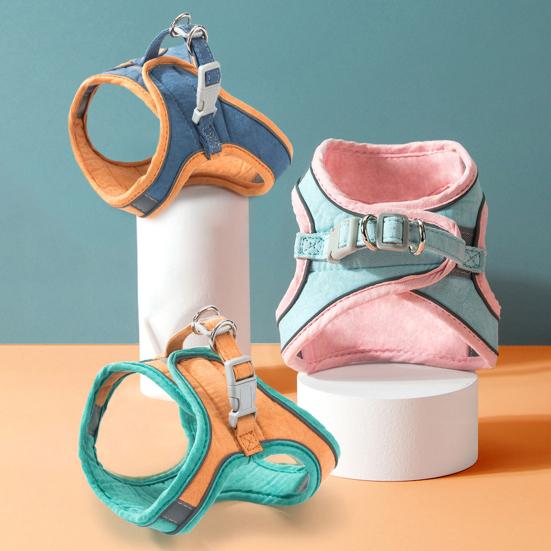 Pet Vest Harness with Leash Breathable Adjustable Reflective No Pull Escape-proof Small Dog Puppy Cat Chest Harness Pet Supplies