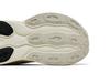 New Balance Fresh Foam X More v5 Weiß Meersalz Hellgold Metallic (W.