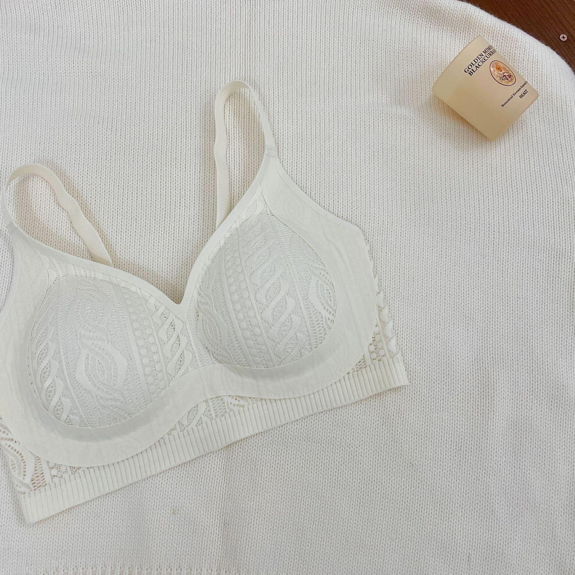 

[Flowers on the other side] Underwear simple anti-sagging small breasts gather underwear adjustment sexy bra no M 34/75ABC шампанского