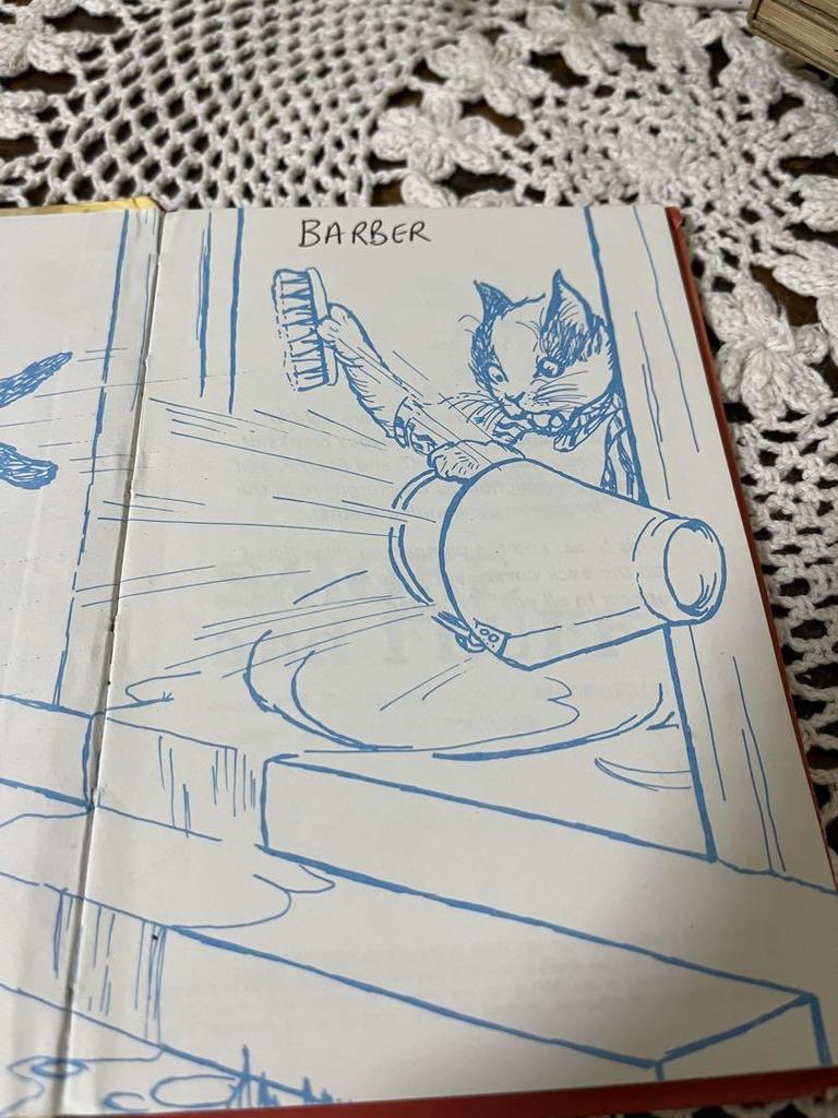 [USED] British Picture Book SMOKE and FLUFF