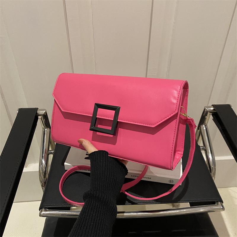Fashionable Colorful Square Clasp Women s Bag 2024 New Urban Casual Commute Lady s Small Square Bag красный