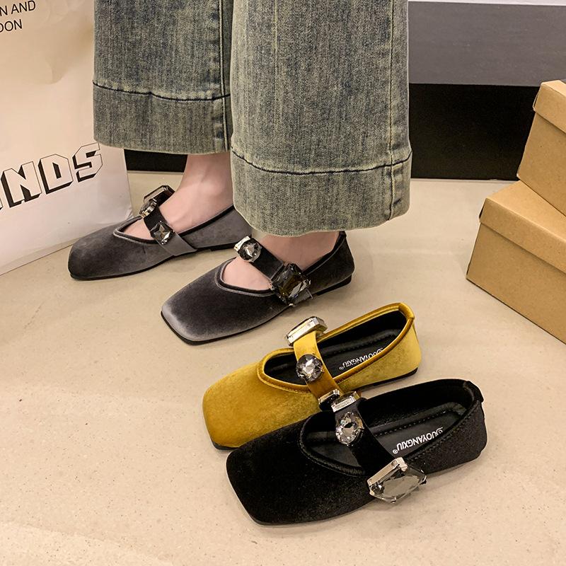 Französische Strass flachmündige Mary Jane Schuhe mit eckiger Spitze Mädchen 2025 Sommer und Herbst neue Feenwind weiche Sohle Doudou Einzelne Schuhe