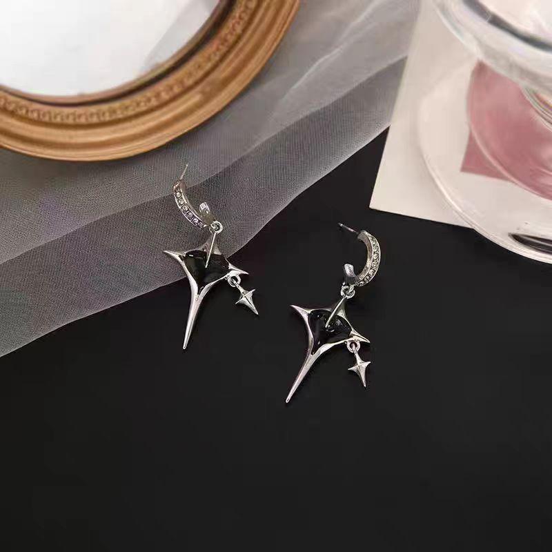 New Cross Structure Love Earrings Ins Niche Cold Wind Design Earrings