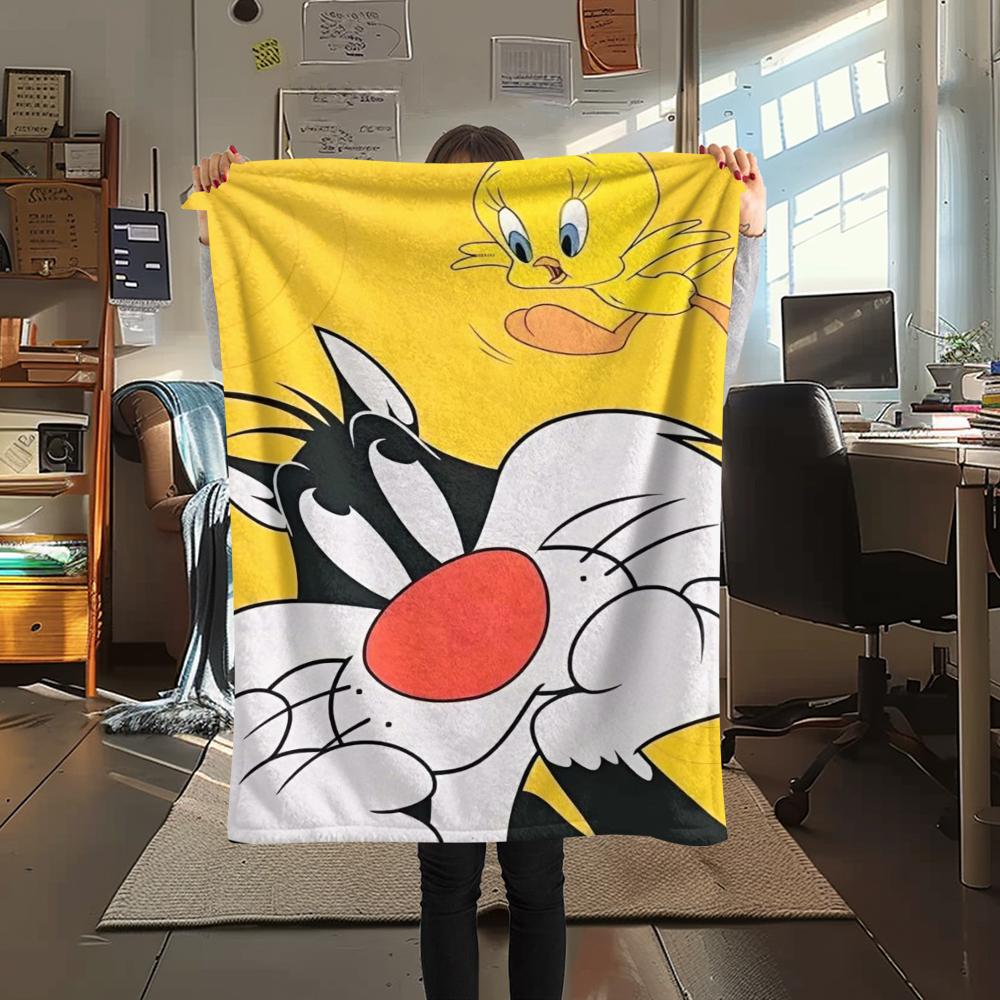 1PC Sylvester the Cat Print Flannel Blanket, High Quality Comfortable for All Seasons, Home Decor, Warmth and Comfort, Perfect for Christmas Gifts