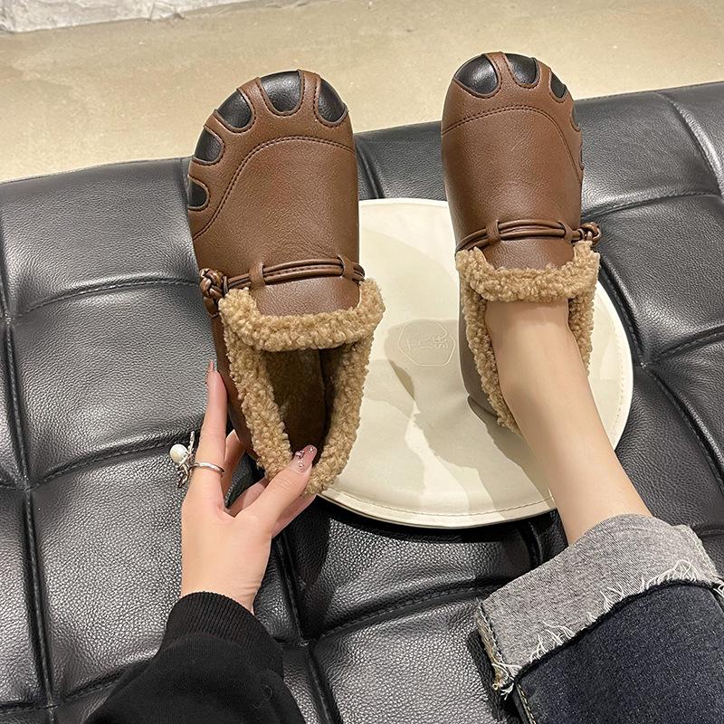

Leather surface waterproof and velvet thermal cotton shoes one pedal thickened fashion soft sole casual shoes women 35 коричневий