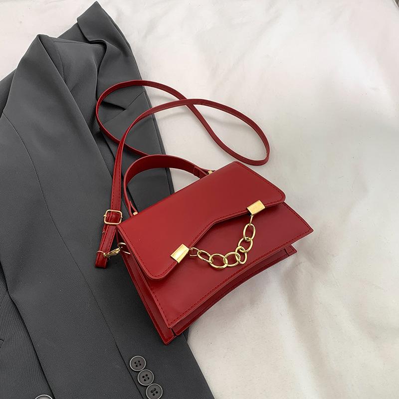 Premium temperament handbag 2025 spring new niche design versatile ins messenger bag small square bag women's bag