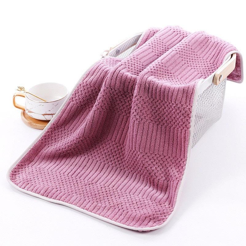 Auspicious Plaid Coral Fleece Bath Towel - Thick, Soft, and Absorbent