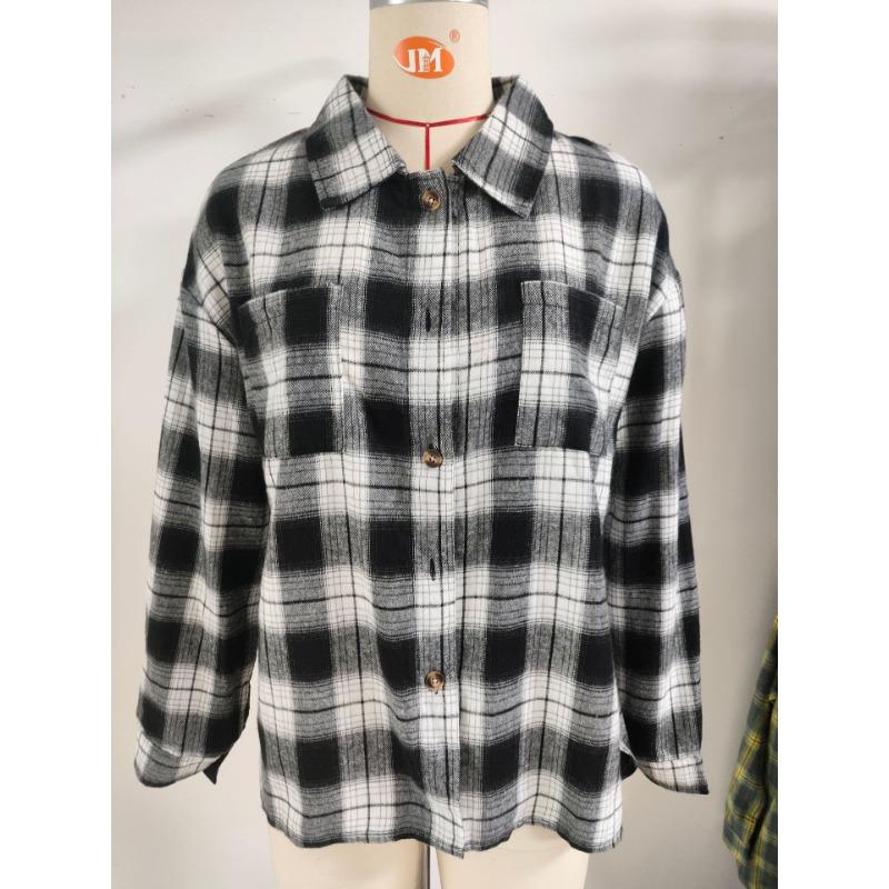 Spring and Autumn Jacket Women's Blouse Plus Size Lapel Long Sleeve Pocket Button Plaid Shirt