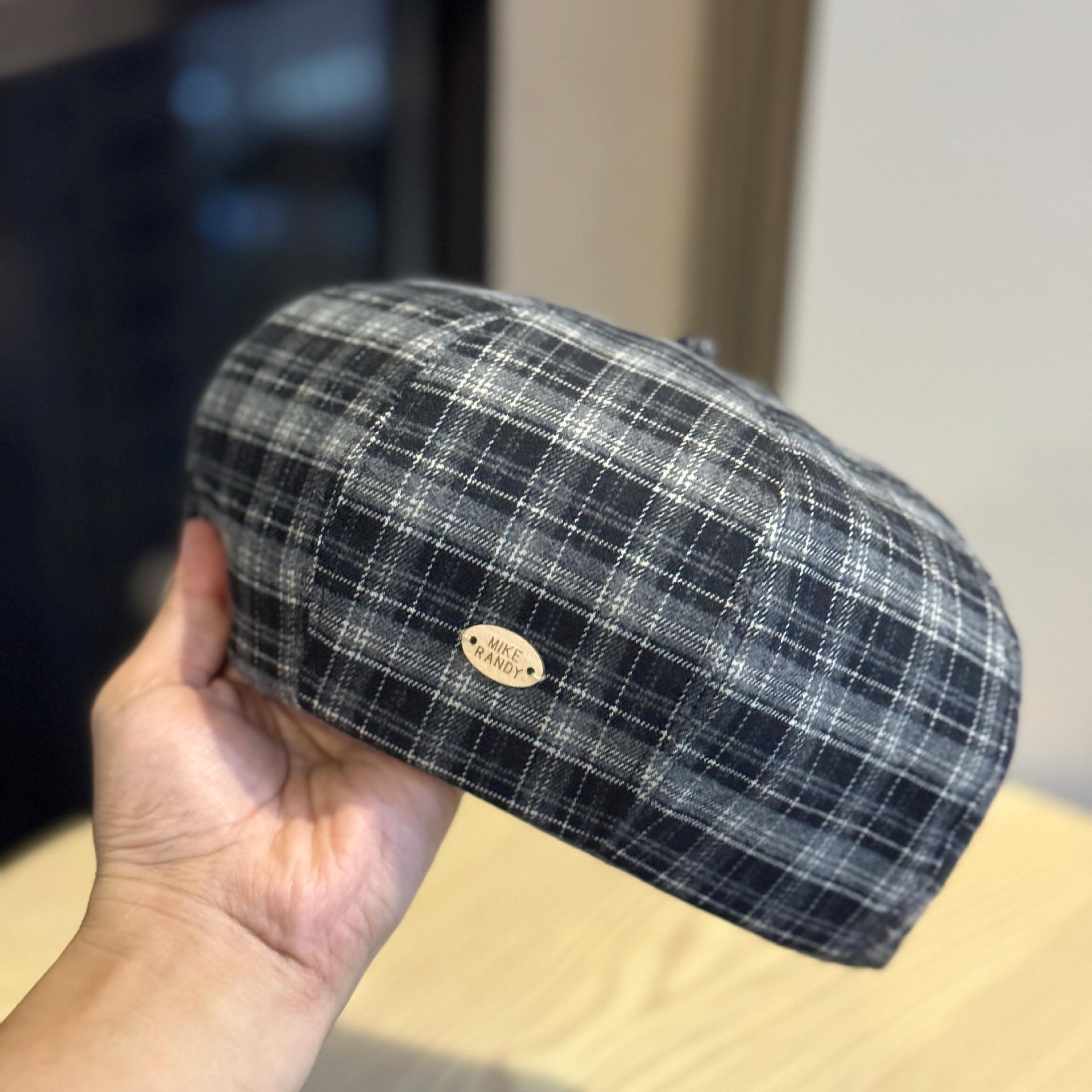 

Korean-style simple checkered beret for artistic women, vintage versatile painter s hat, spring and autumn style, large head circumference pumpkin Adult54-60Adjustable чёрный