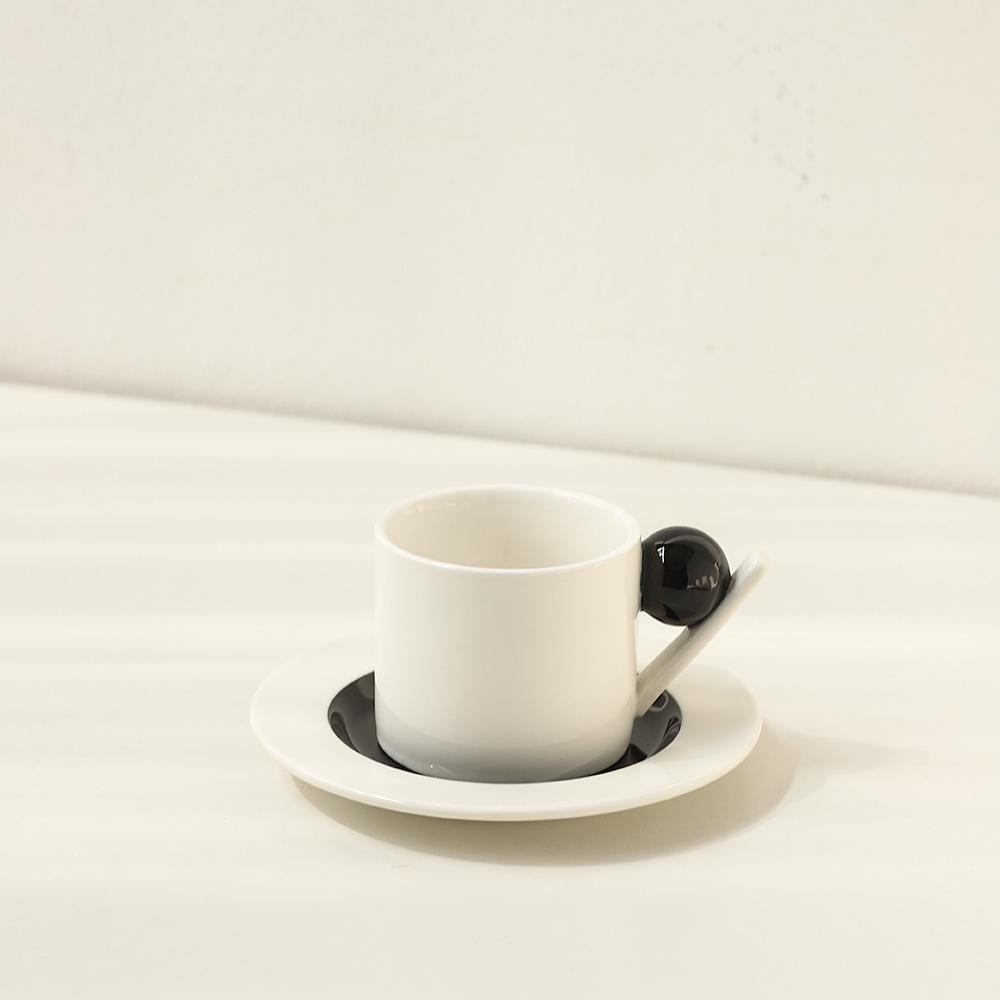 Ceramic Kettle Cup Simple Geometric Sphere Afternoon Tea Ceramic Coffee Cup and Saucer Color Matching Coffee Cup and Saucer