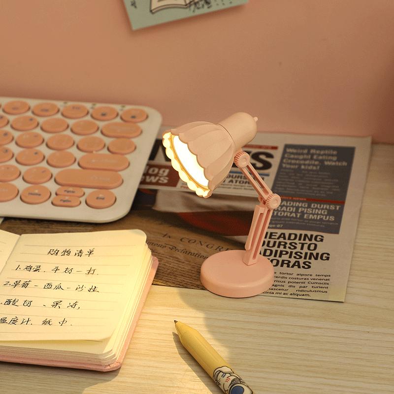 Mini Table Lamp Ceiling Lamp LED Light Dollhouse Dolls House Lighting Toys Gifts for Children Dollhouse Miniature Furniture Toy