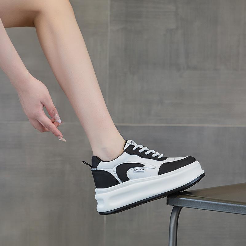 Inner height increase little white shoes women's 2025 autumn new 8CM muffin thick-soled small casual board shoes leather single shoes