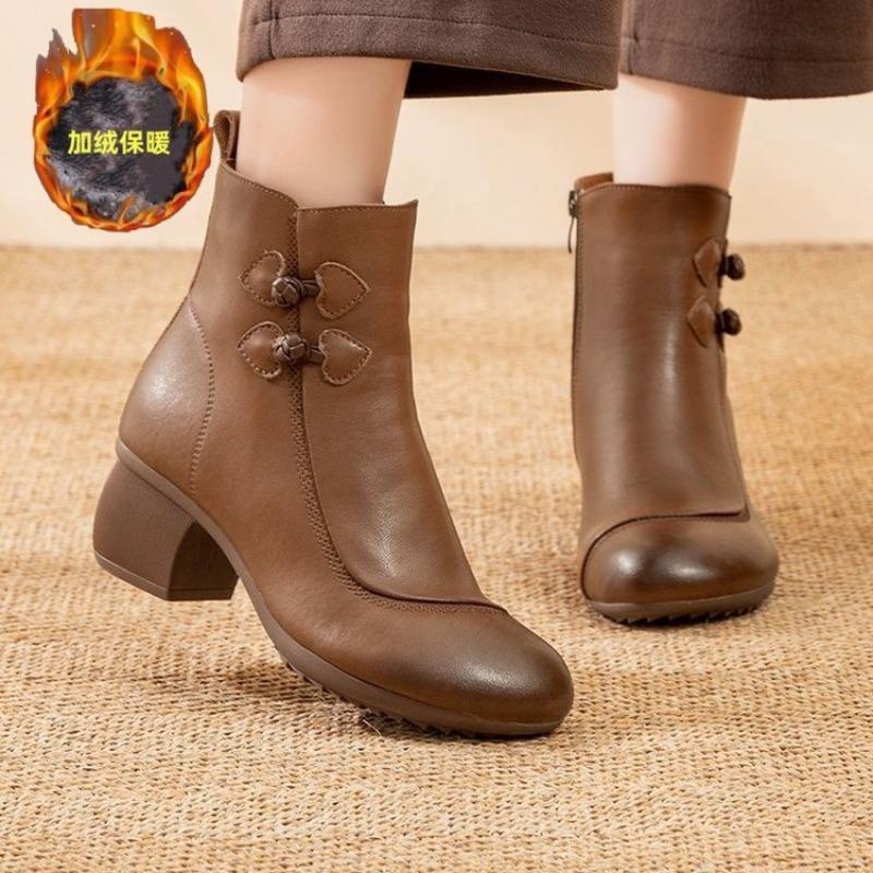

Short boots women s autumn and winter new warm Martin boots retro versatile velvet women s shoes 40