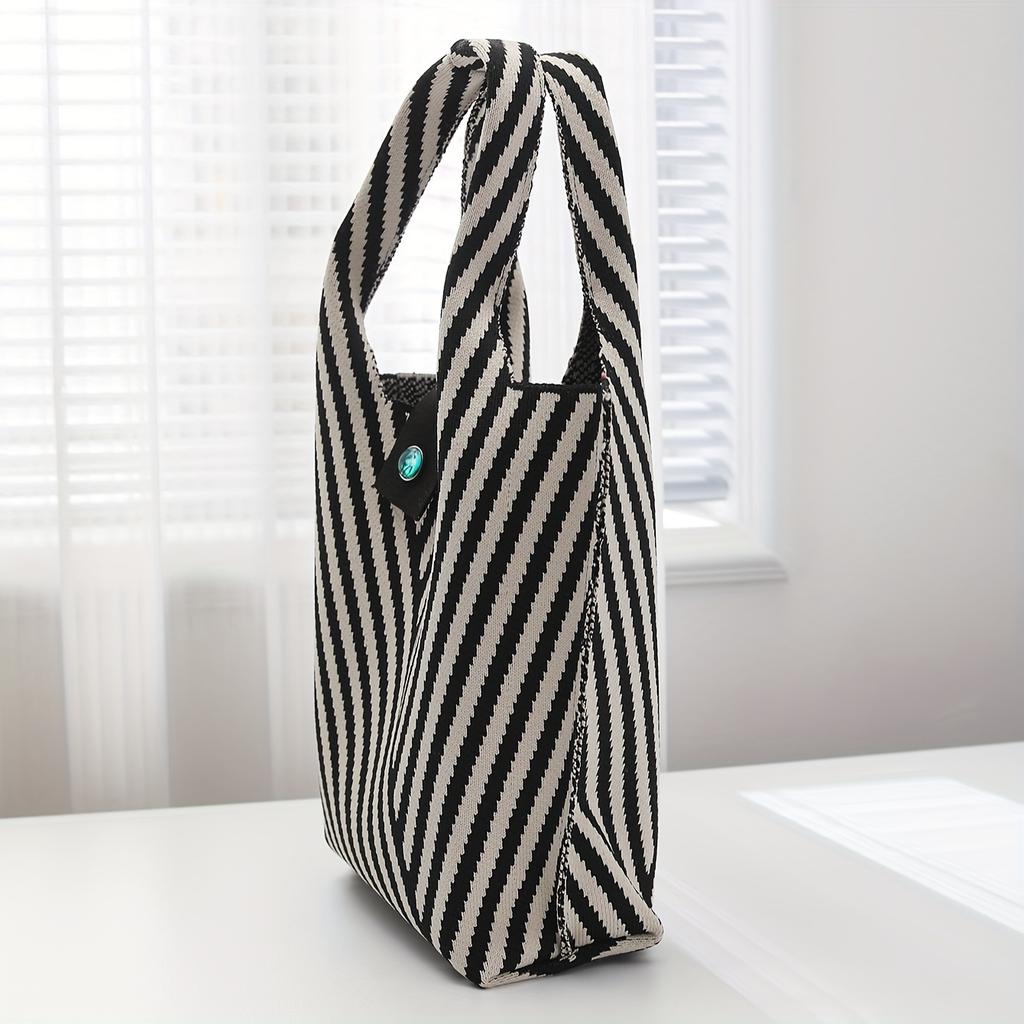 Striped Pattern Knitted Handbag Fashion Crochet Bag For Women Aesthetic Bucket Bag With Snap Button