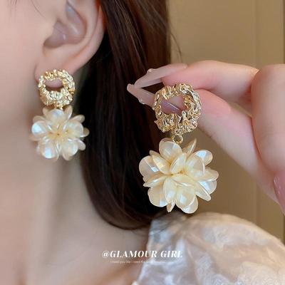 Silver Needle Acrylic Flower Earrings - Elegant and Fashionable French Retro Style