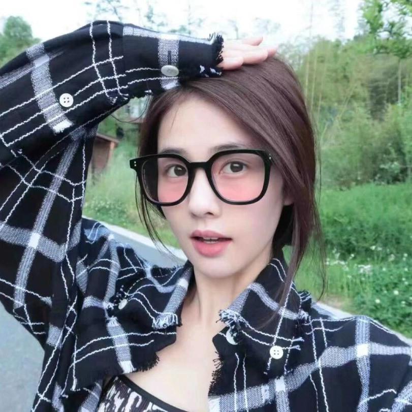 Pure Desire Blush Sunglasses: Unisex Summer Style, Black Frame, Tea-Tinted, UV Protection