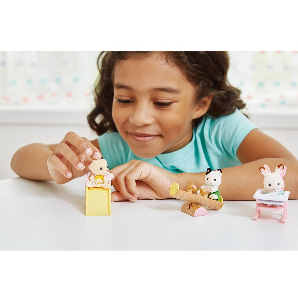 Sylvanian Families Domeček pro miminka Dětská židlička B-31