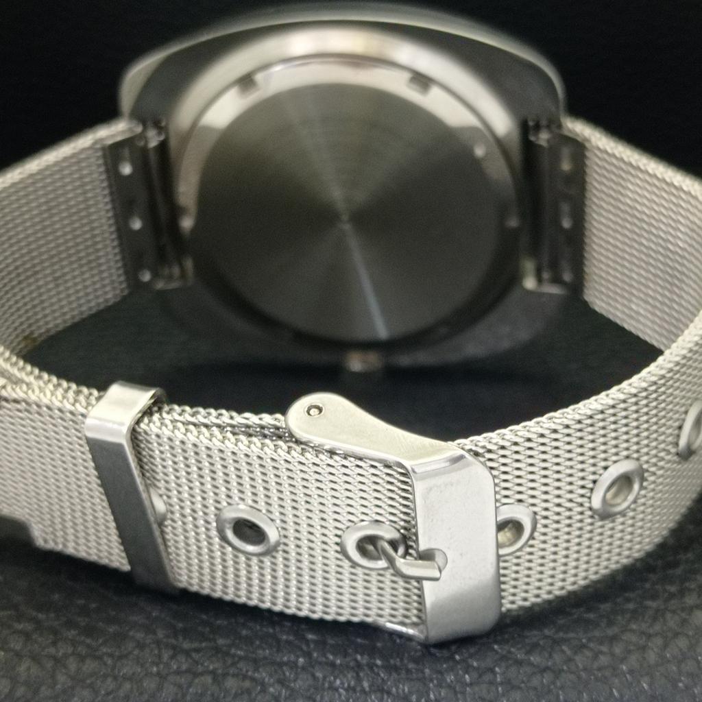 VINTAGE WALTHAM HAND-WINDING SWISS MENS BLUE COLOR DIAL WRIST WATCH a701966-1 R207-a701966