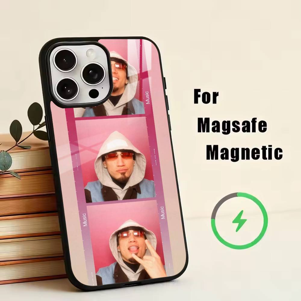Primera Musa Omar Courtz-OZ Phone Case For iPhone17,16,15,14,13,12,11 Plus,Pro Magnetic For Magsafe Wireless Charging