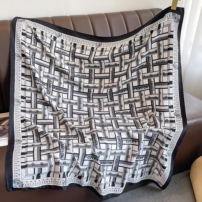 

Твиловый геометрический квадратный шарф на весну, осень и лето. Большой платок, универсальный французский декоративный шарф с литературным и молодящим эффектом. 90*90cm