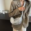 Premium Texture Bag Women's Large Capacity 2025 New Fashion Niche Design Shoulder Messenger Bag Commuter Dumpling Bag