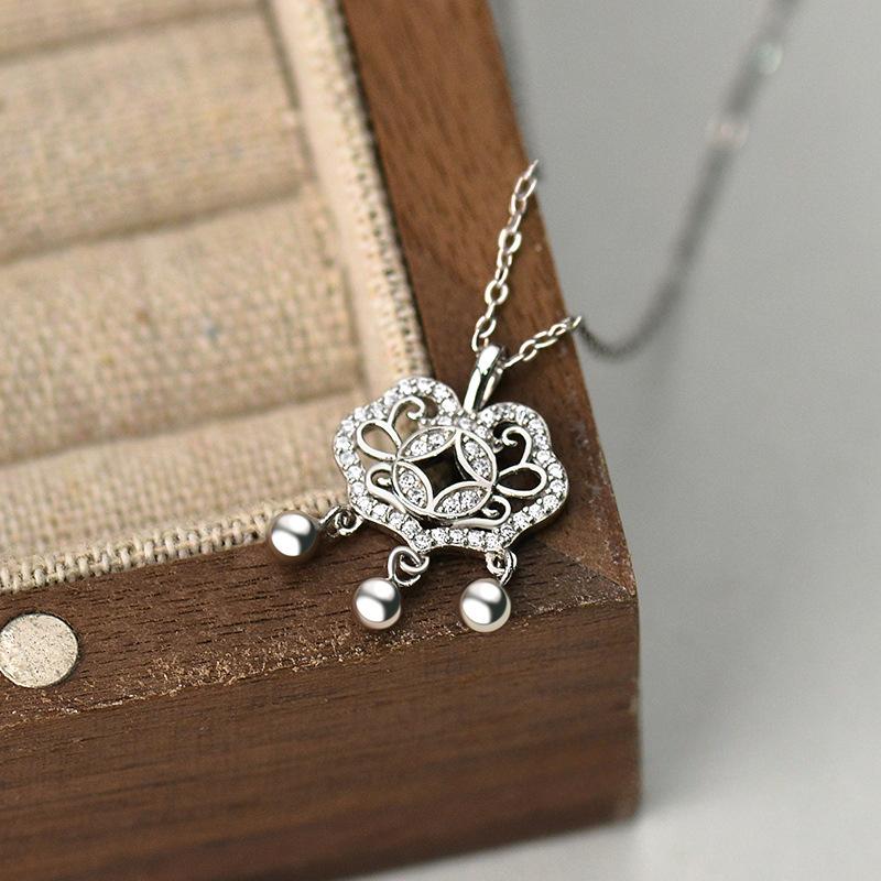 Copper Coin Safety Lock Necklace, Light Luxury, High Grade, Chinese Style Neckwear, Exquisite Temperament, Clawbone Chain, Female