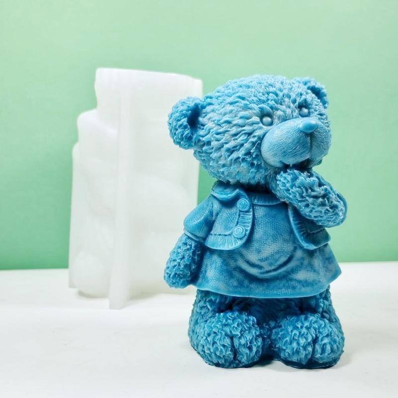 Bear Ornaments Dripping Glue Mold Diy Gypsum Ornaments Aromatherapy Candle 3d Stereo Standing Bear Candle Silicone Mold
